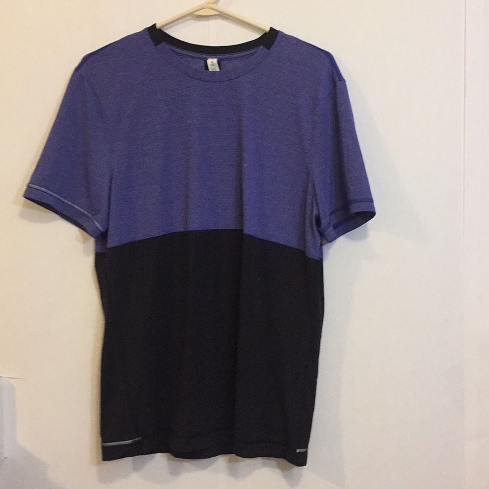 Lululemon RARE Men's Athletic T-Shirt Size Large